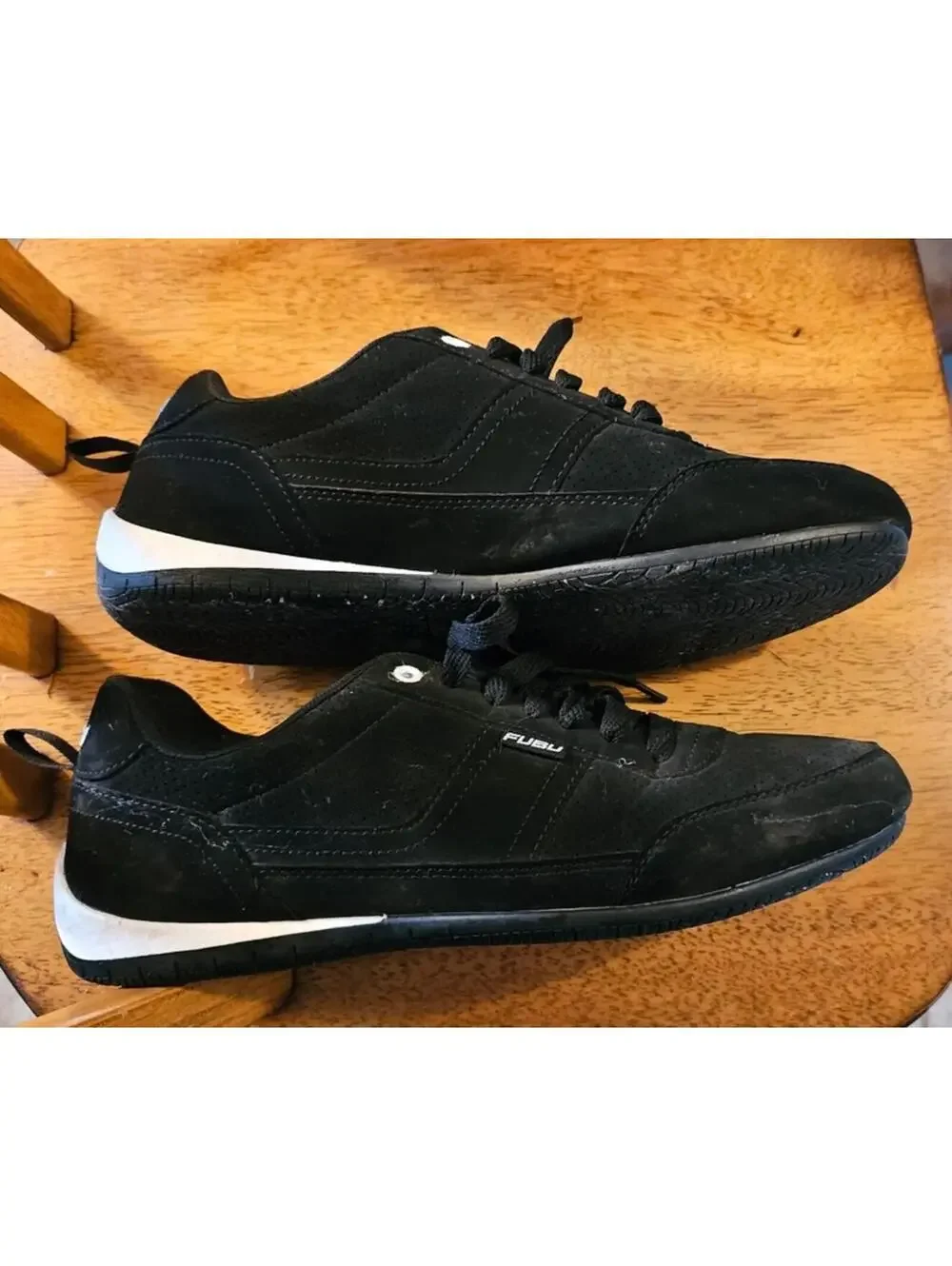 Mens fubu size 11 sneakers euc